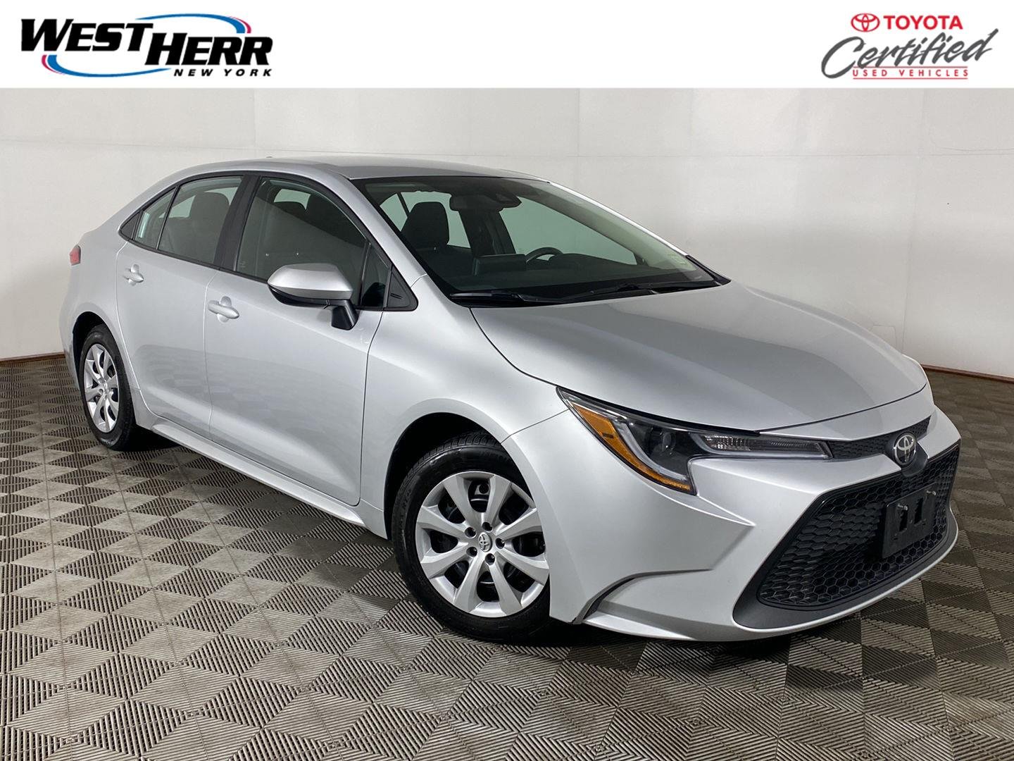 Certified Used 2022 Classic Silver Metallic Toyota LE image 1