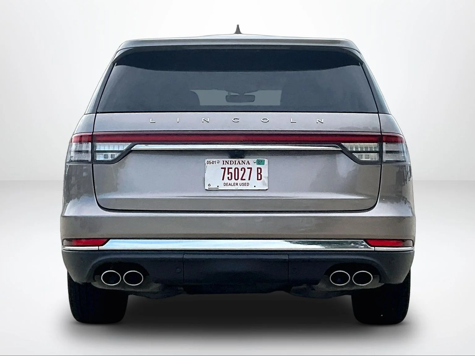 Used 2020 Beige Lincoln Reserve image 5