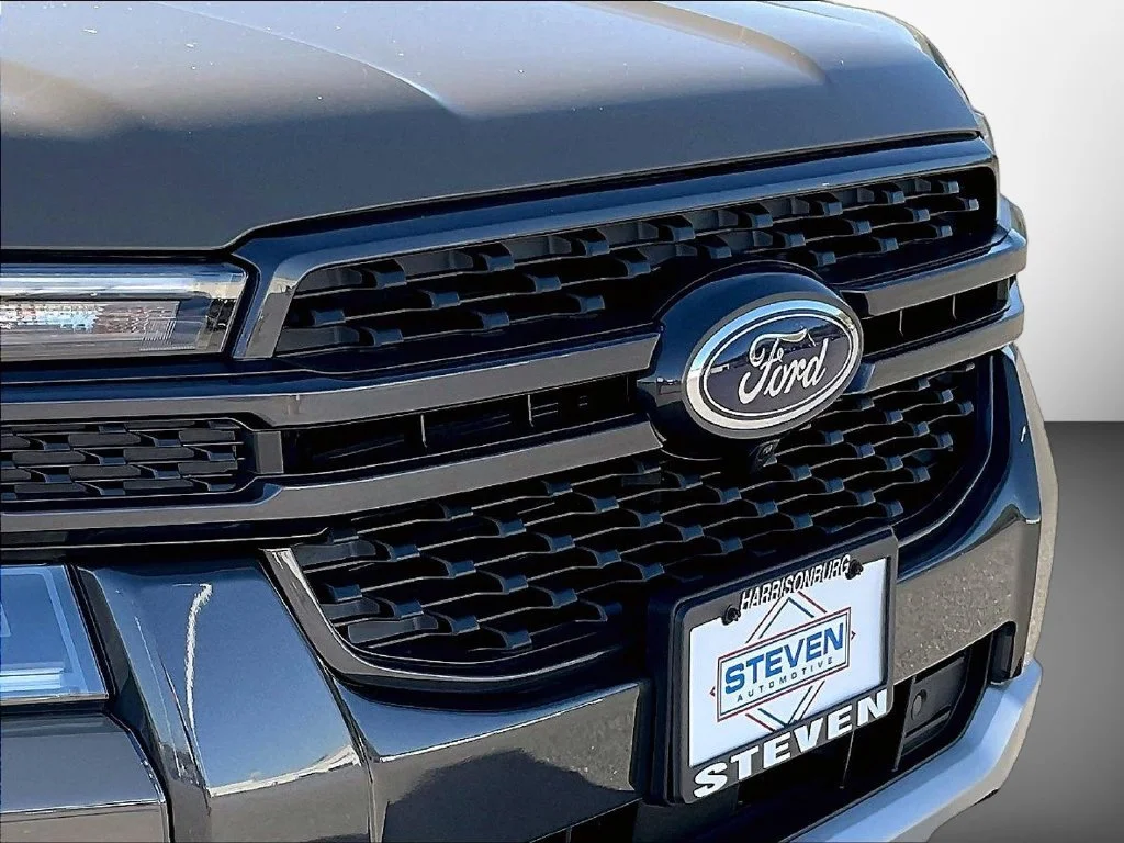New 2026 Marsh Gray Ford XLT image 39