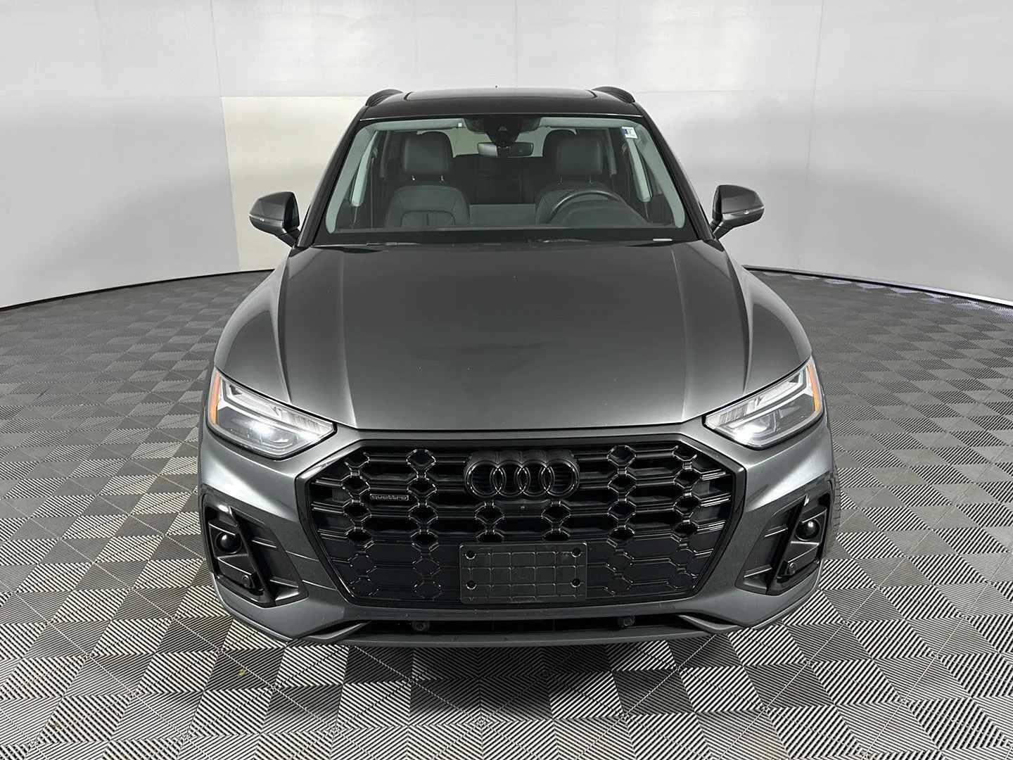 Used 2023 Daytona Gray Pearl Effect Audi S line Premium Plus image 2