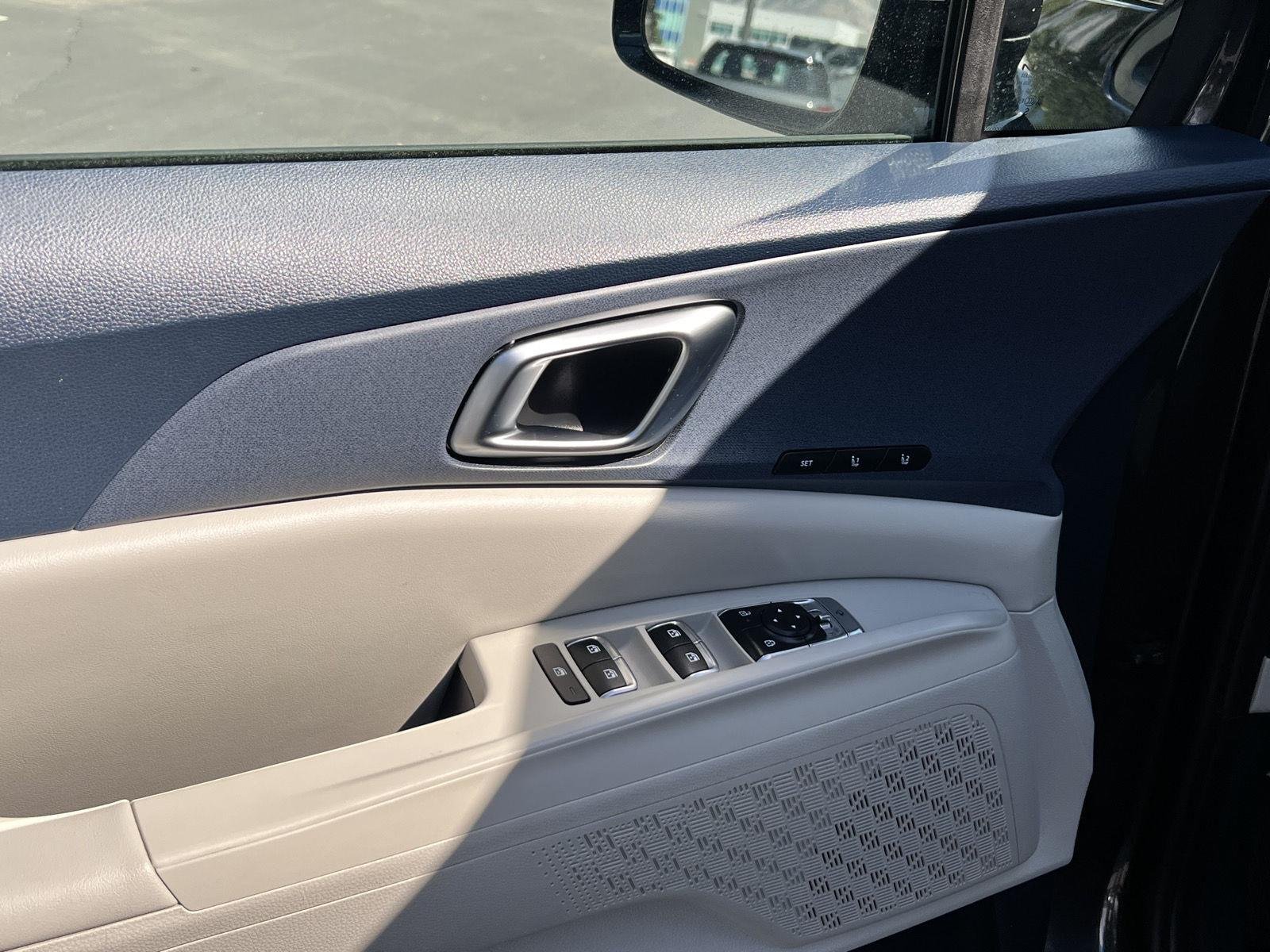 2026 Kia Carnival EX - Photo 34