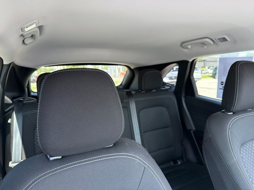Used 2025 Silver Ford Active image 33