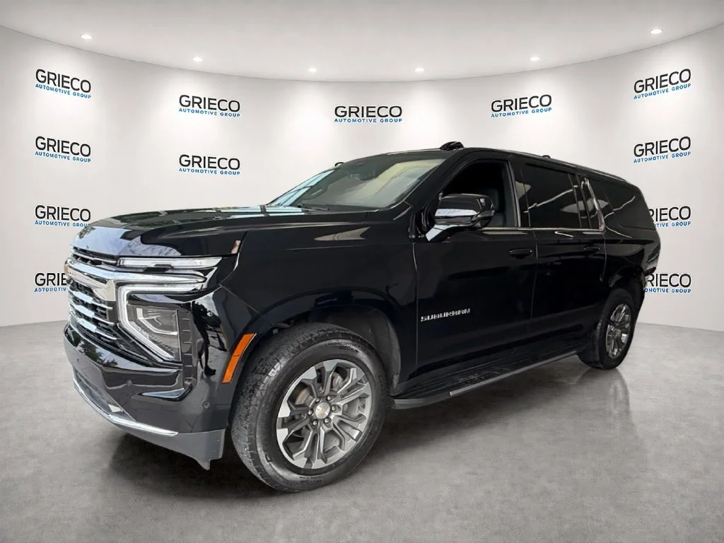 Used 2025 Black Chevrolet LT image 3