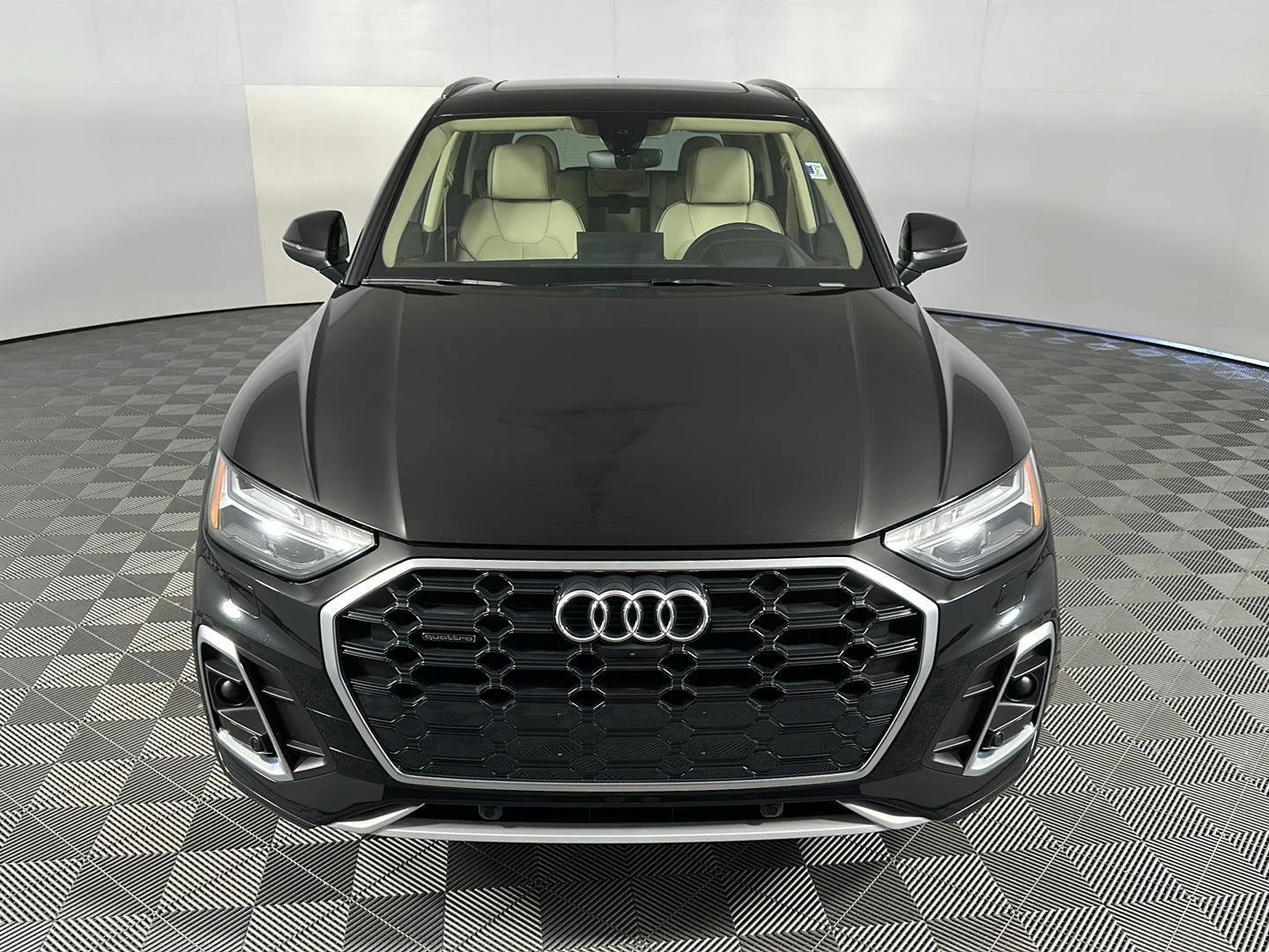 Used 2023 Mythos Black Metallic Audi S line Prestige image 2