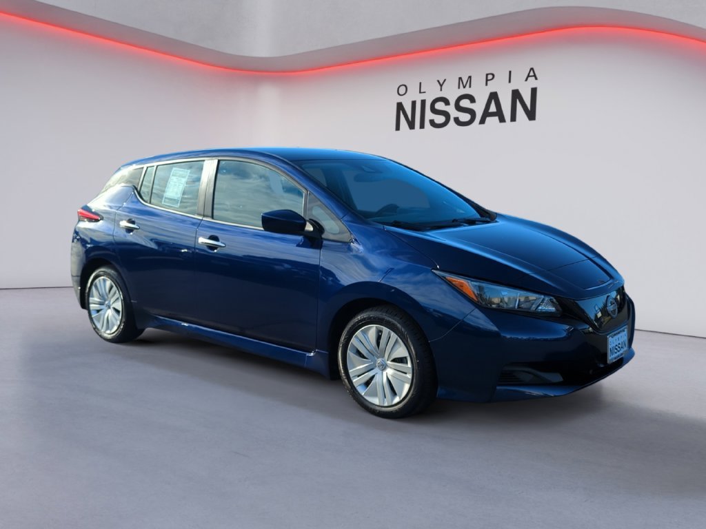 Used 2025 Blue Nissan S image 8