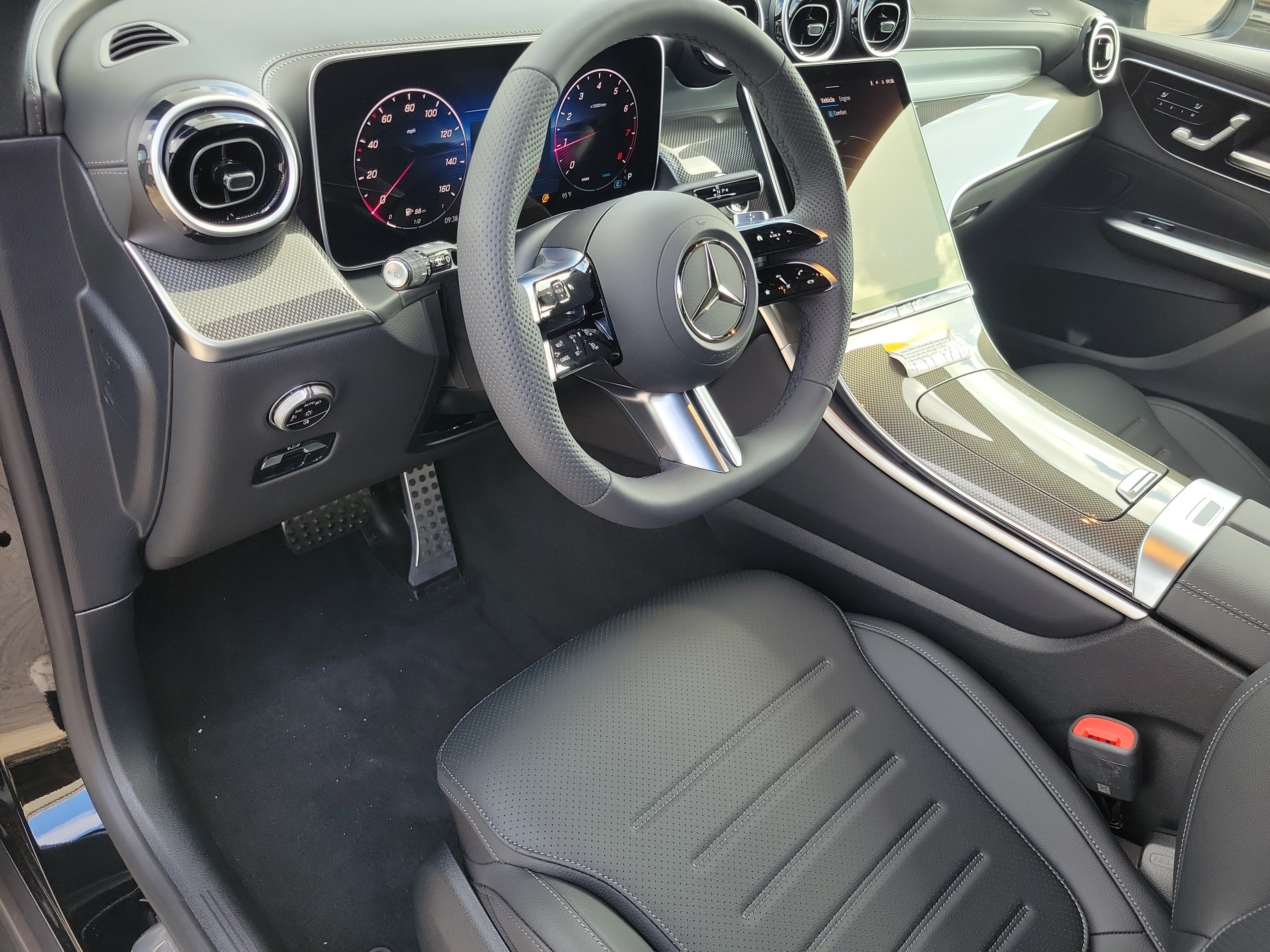 New 2026 Black Mercedes-Benz GLC 300 image 50