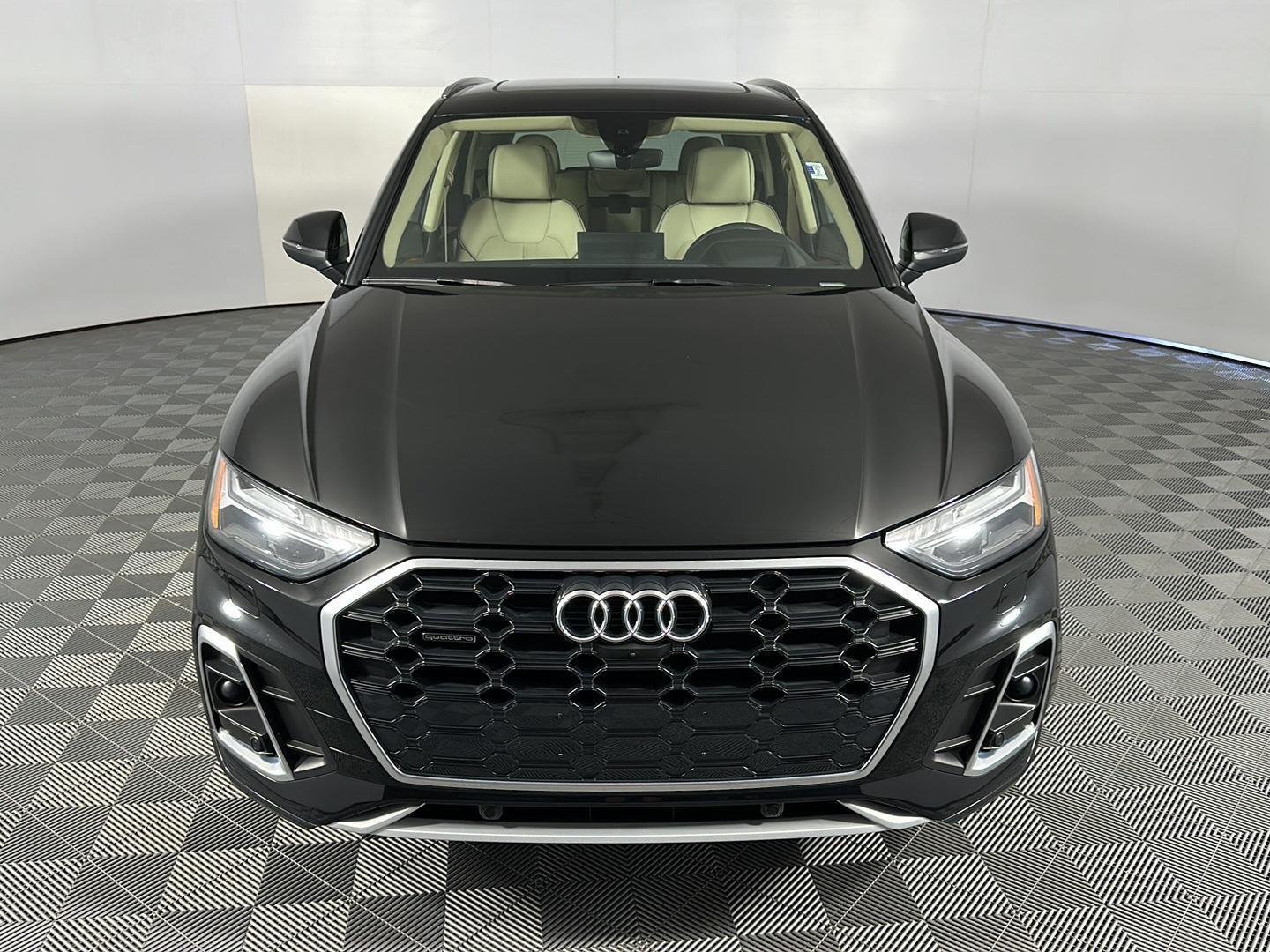 Used 2023 Mythos Black Metallic Audi S line Prestige image 2