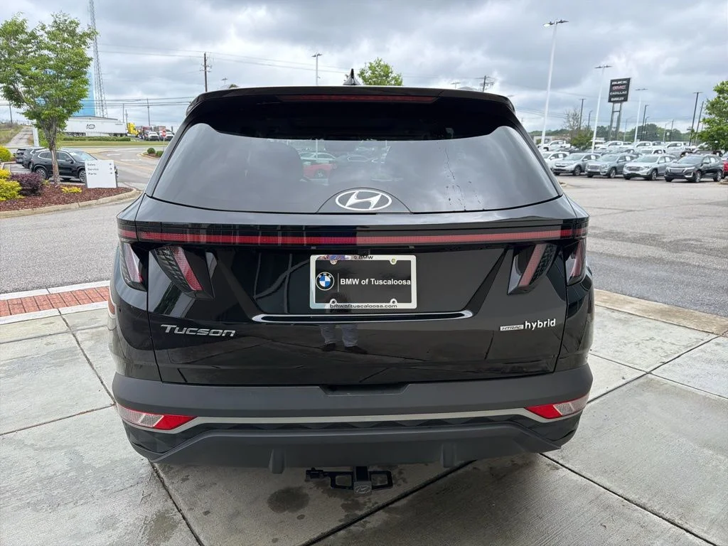Used 2023 Black Hyundai SEL Convenience image 5