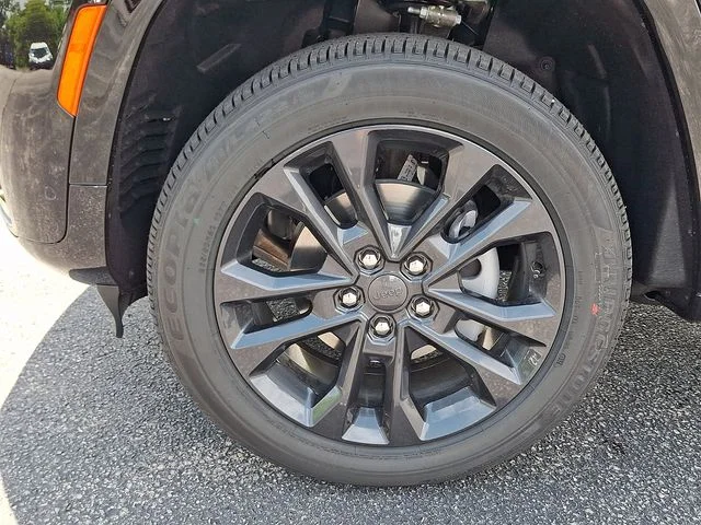New 2026 Black Jeep Limited Reserve image 18