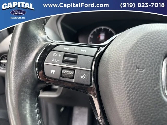 Used 2024 Gray Honda EX-L image 23
