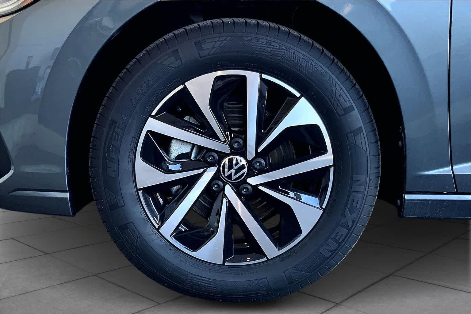 New 2026 Platinum Gray Metallic Volkswagen S image 11