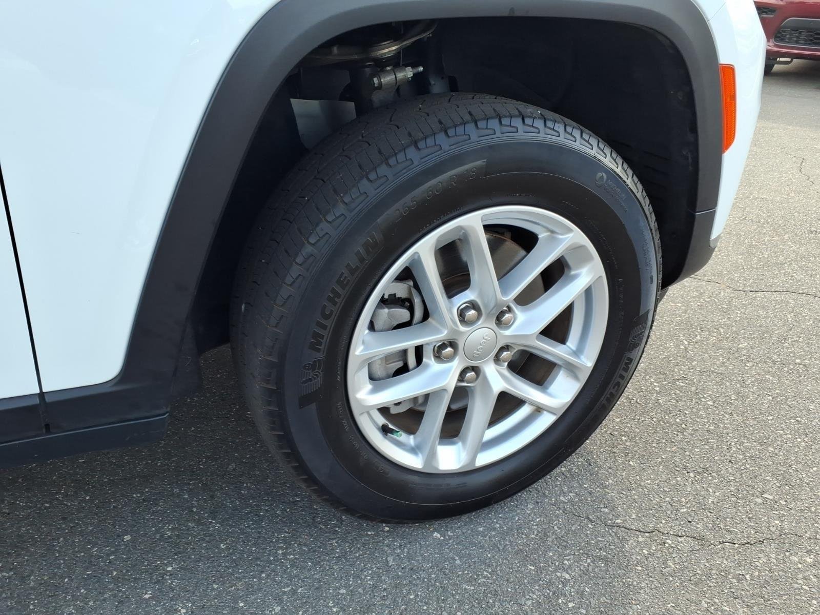 Used 2024 Bright White Clearcoat Jeep Laredo X image 11