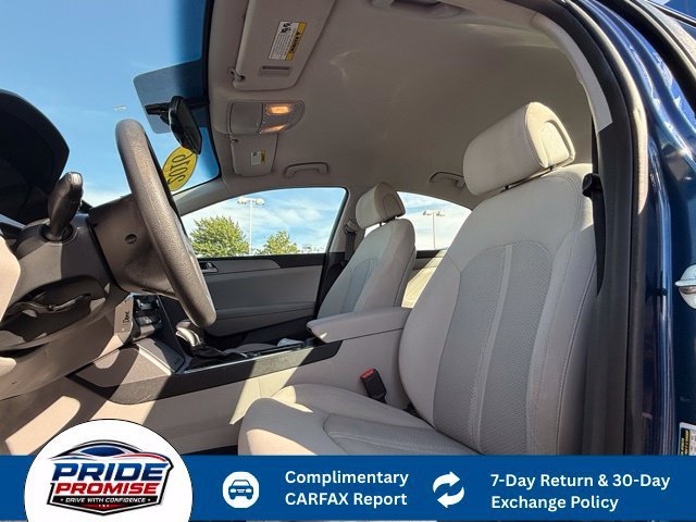 Used 2016 Blue Hyundai 2.4L SE image 15