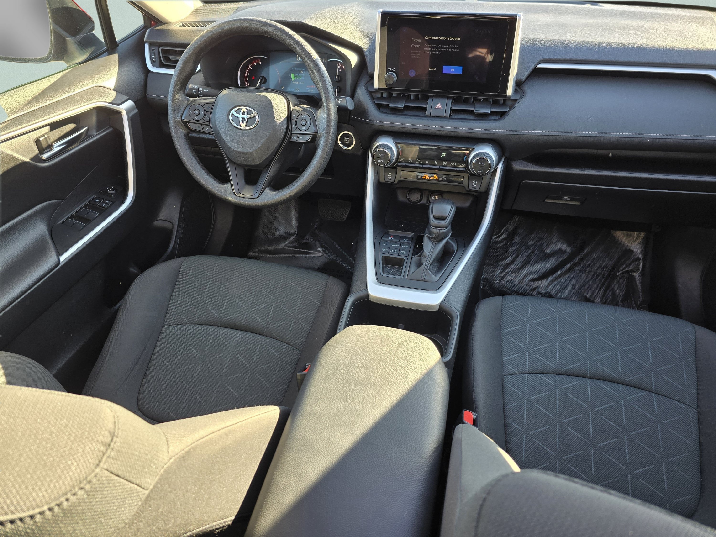 2024 Toyota RAV4 XLE - Photo 30