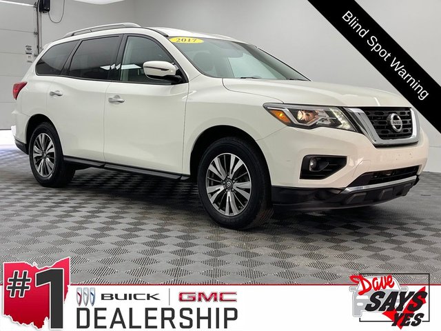 2017 Nissan Pathfinder SV
