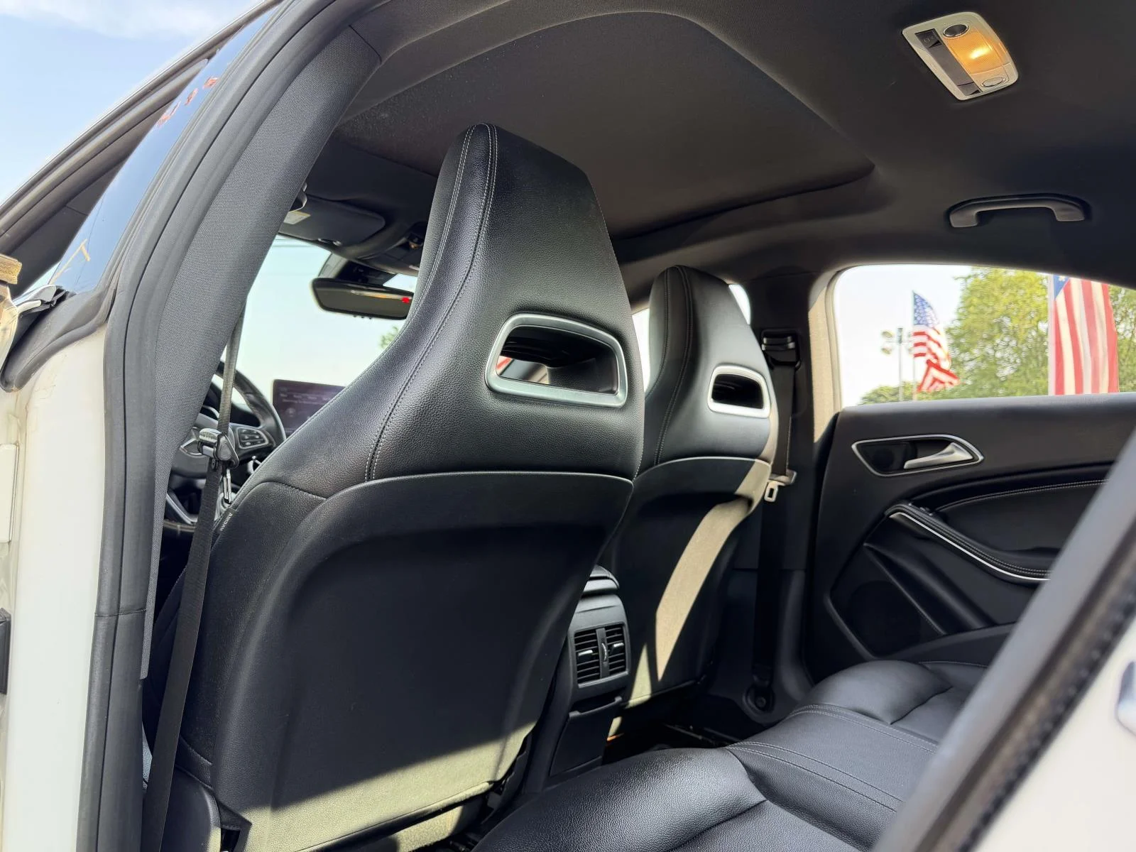 2018 Mercedes-Benz CLA CLA250 - Photo 17
