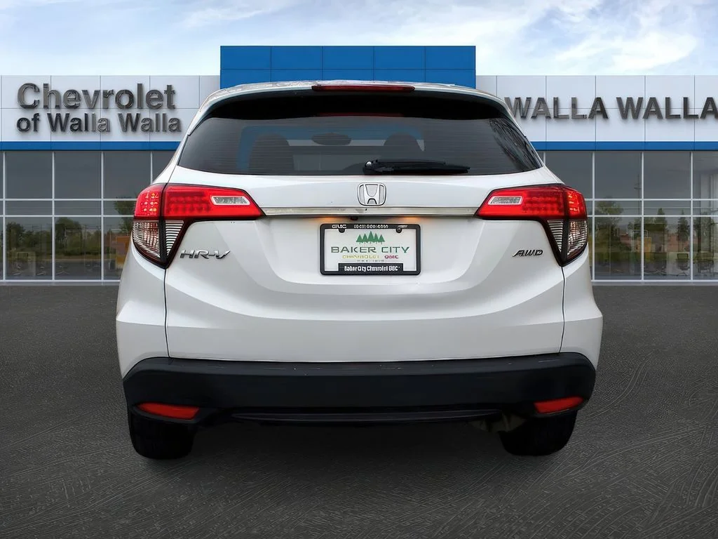 Used 2022 Platinum White Pearl Honda LX image 6