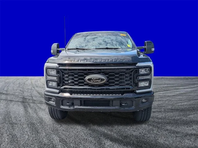 Used 2026 Agate Black Metallic Ford Lariat image 9