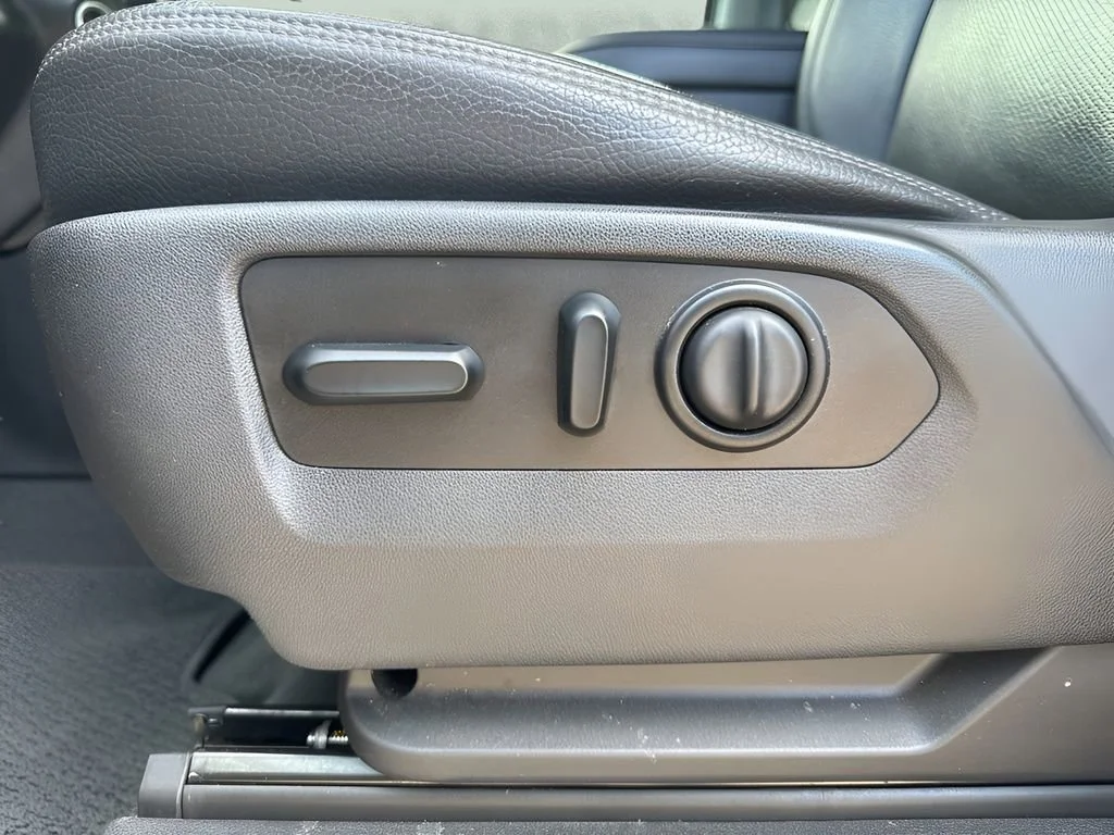 Used 2021 Satin Steel Metallic GMC Denali image 13