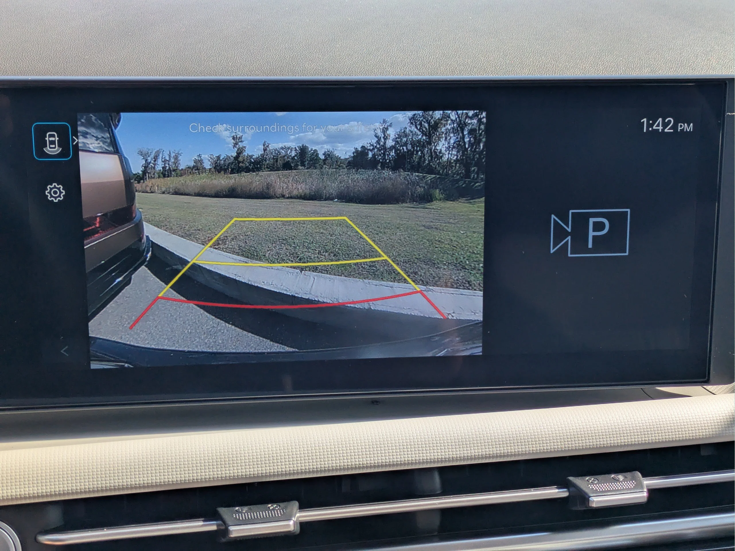 Used 2026 Phantom Black Hyundai SEL image 18