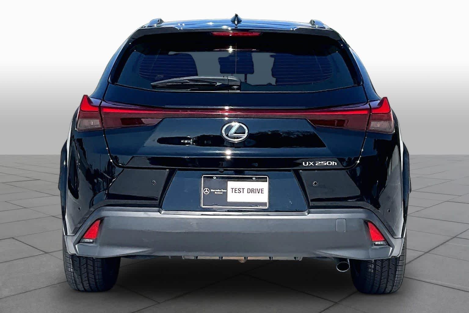 Used 2023 Obsidian Lexus Premium image 5