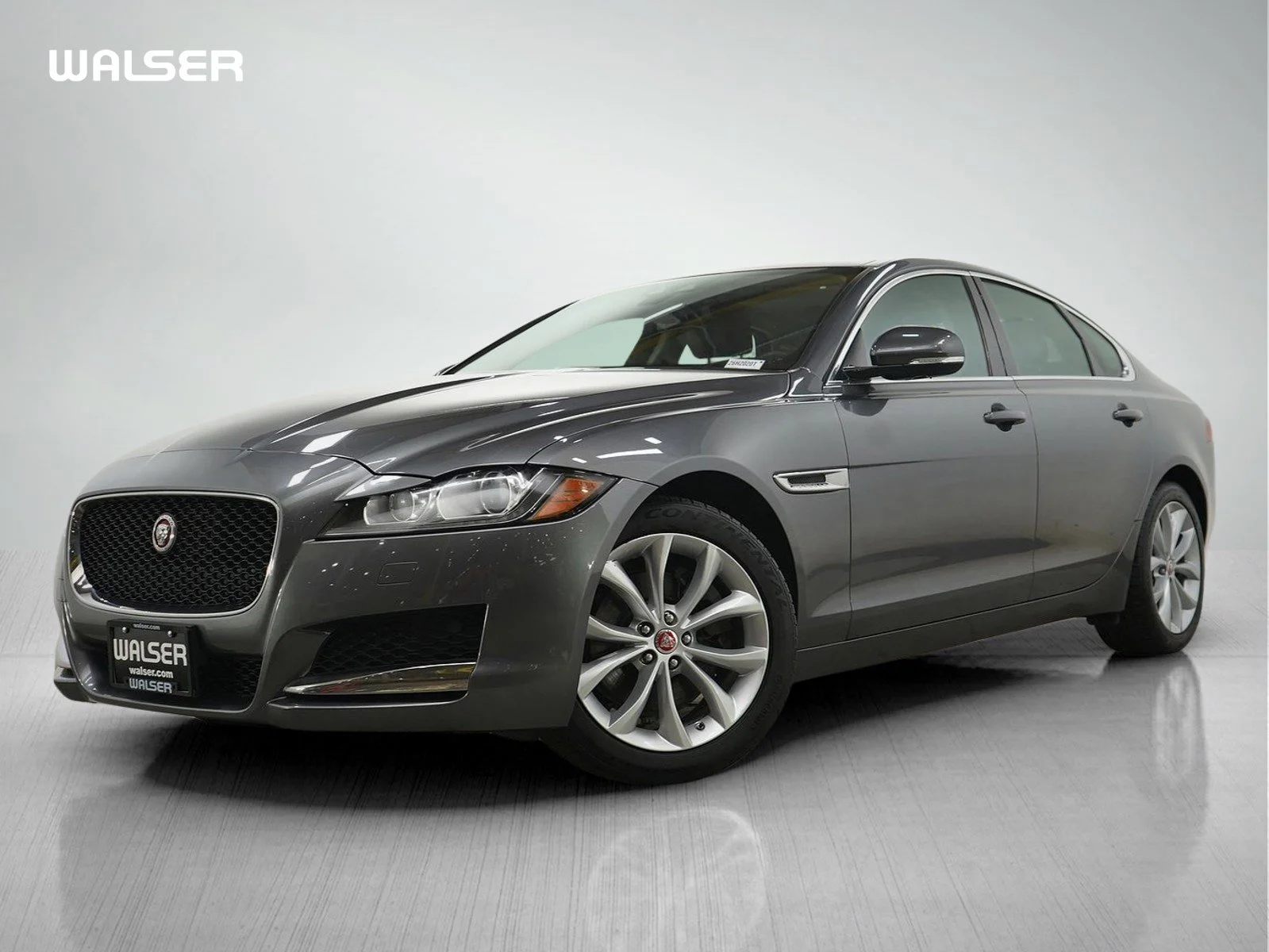 2018 Jaguar XF 25t Premium AWD's photo