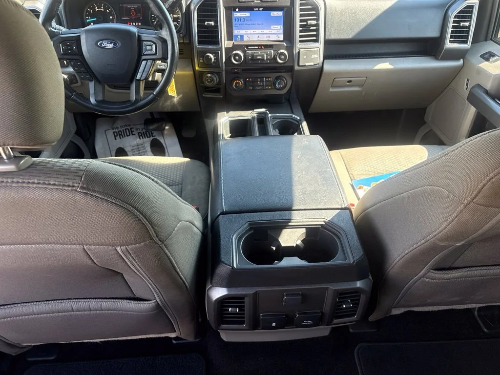 Used 2018 Silver Ford XLT image 41