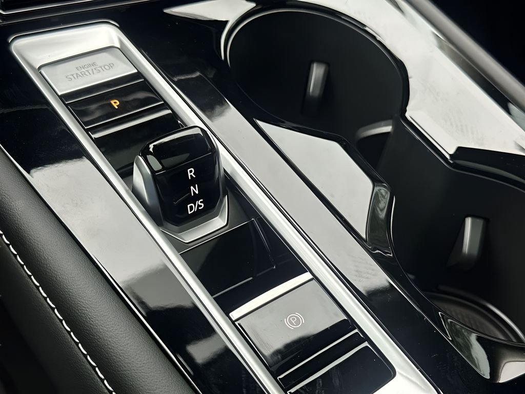 2026 Volkswagen Atlas SE w/Tech - Photo 20
