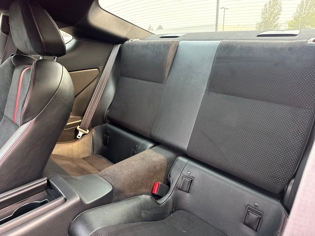 Used 2024 WR Blue Pearl Subaru Limited image 9