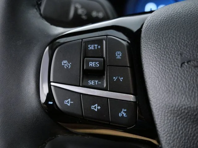 Used 2023 Red Ford Platinum image 21