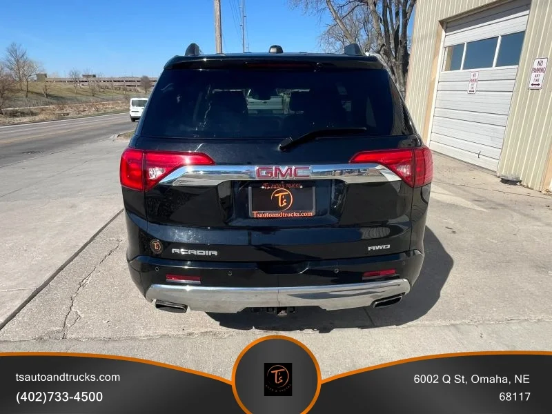2018 GMC Acadia Denali - Photo 6