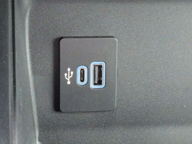 New 2026 Oxford White Ford F-250® XLT image 24