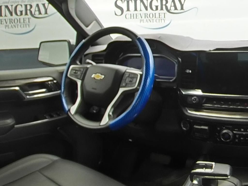 2023 Chevrolet Silverado 1500 LTZ - Photo 16