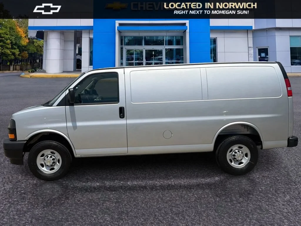 2026 Chevrolet Express Cargo Work Van - Photo 8