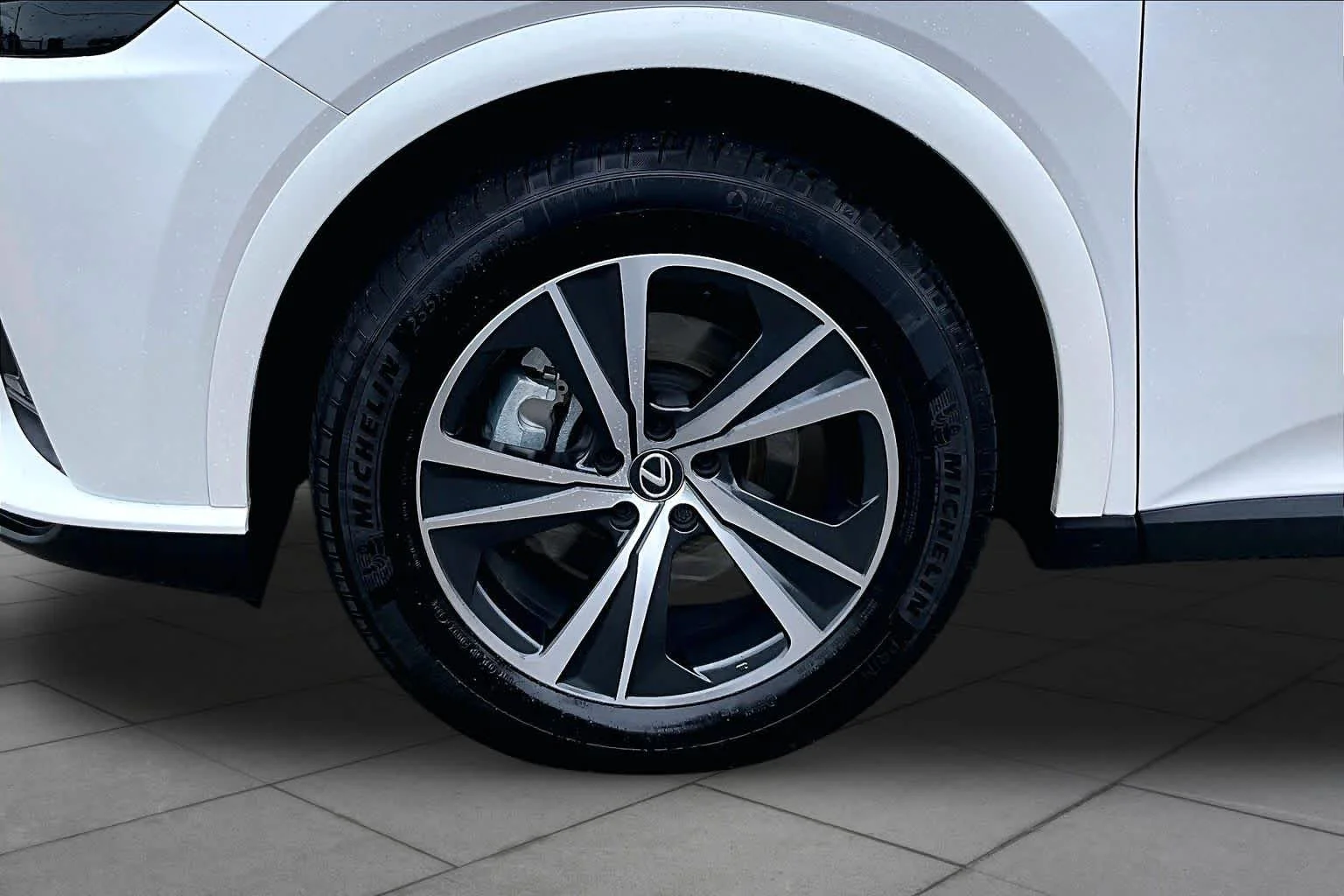 Used 2024 Eminent White Pearl Lexus  image 11