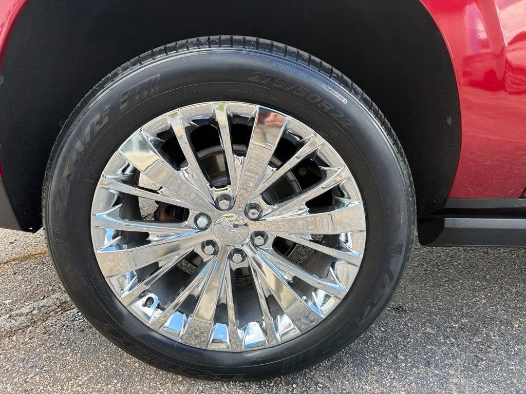 Used 2021 Cayenne Red GMC Denali image 12