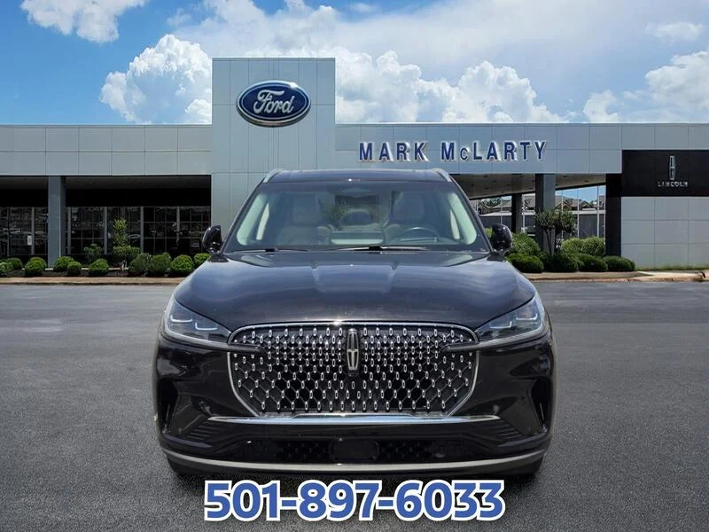 Used 2025 Black Metallic LINCOLN RESERVE RWD image 8