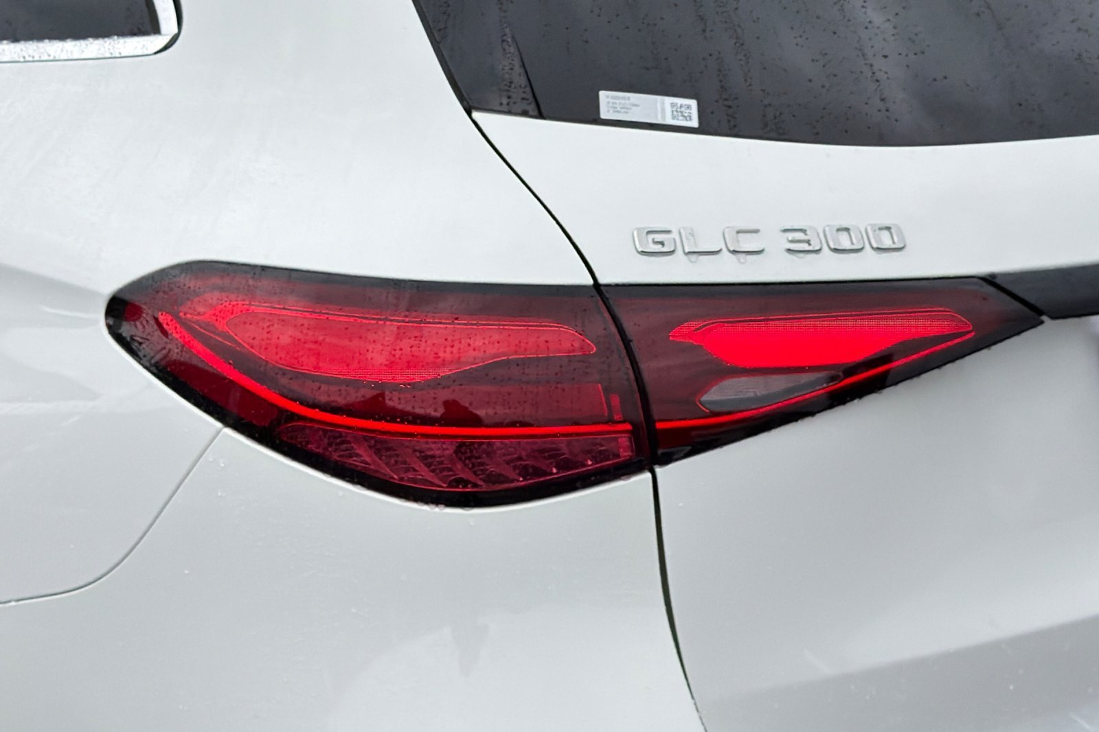 Used 2024 White Mercedes-Benz GLC 300 image 14