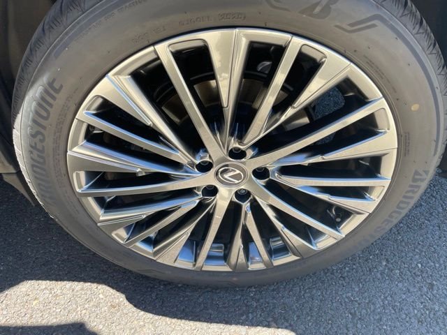 Certified Used 2025 CAVIAR Lexus LUXURY AWD image 22