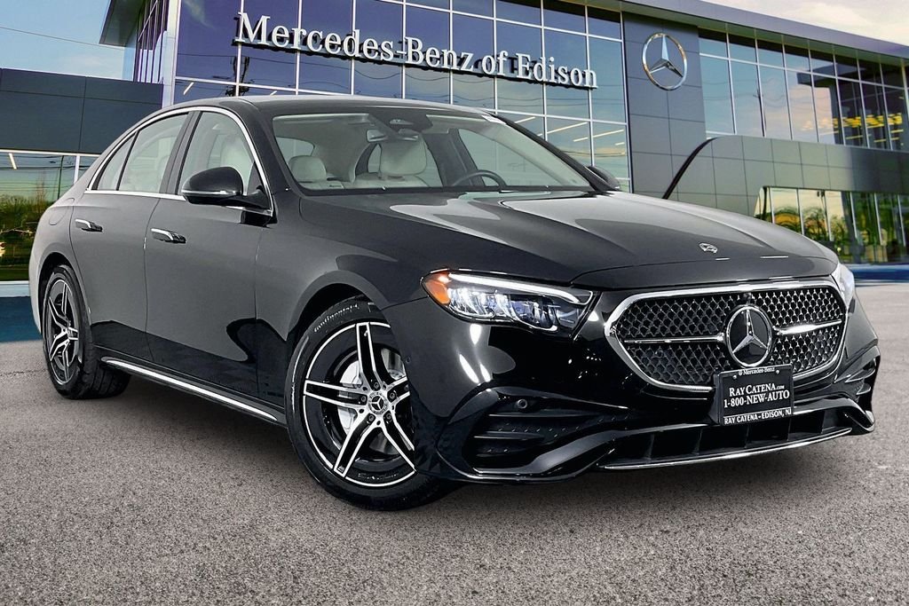 2025 Mercedes-Benz E-Class E350 4MATIC's photo