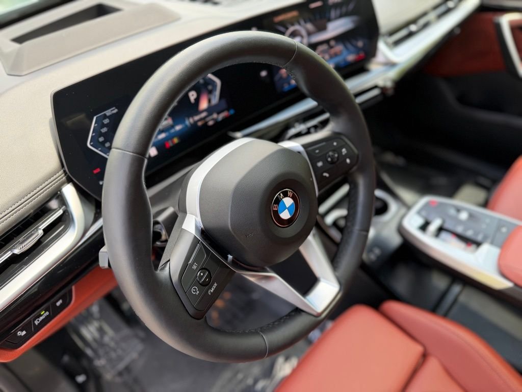 Used 2026 Green BMW xDrive28i image 13