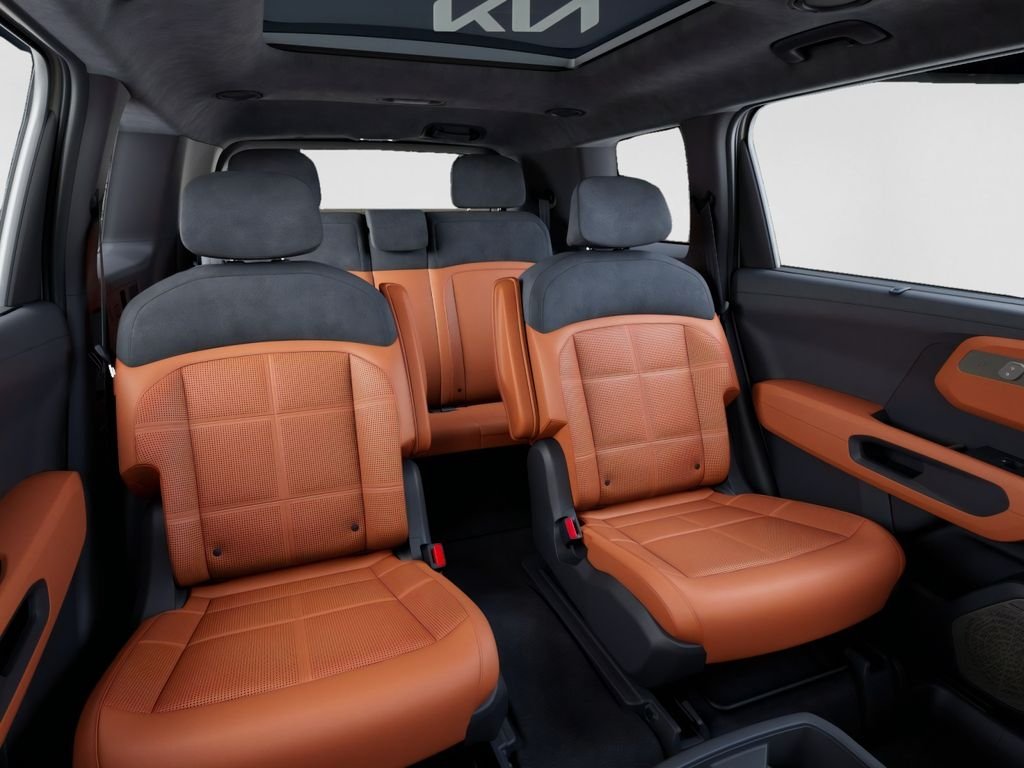 New 2027 White Kia SX Prestige image 16