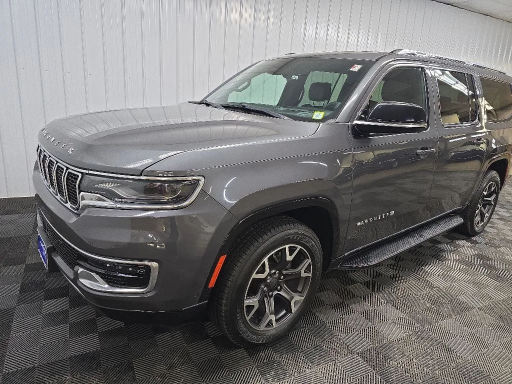 Used 2023 Gray Jeep Series III image 8