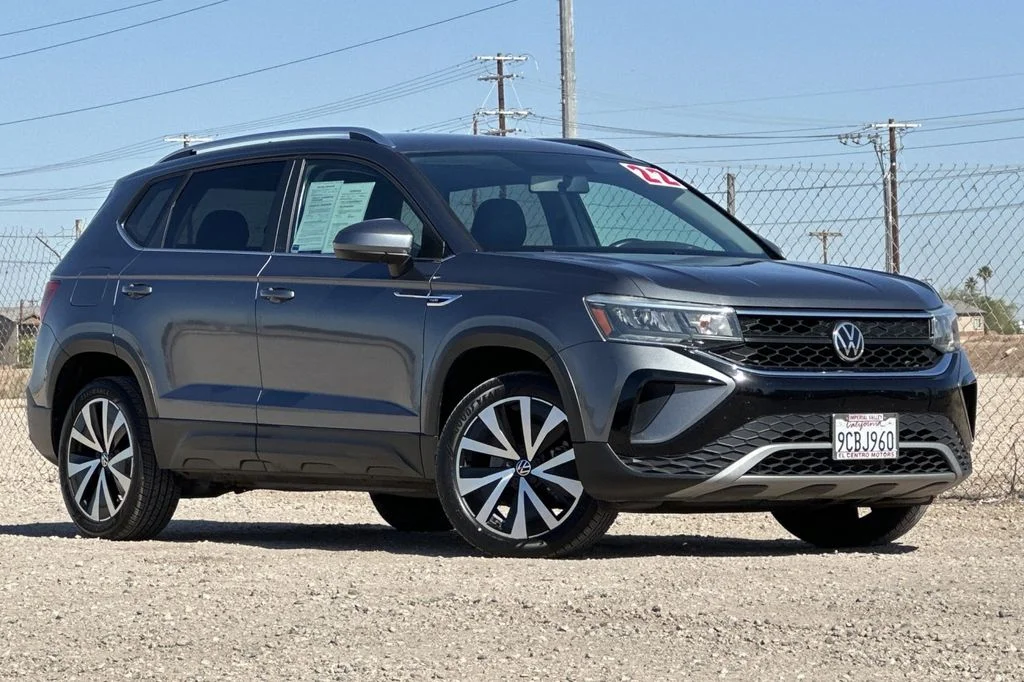 Used 2022 Volkswagen Taos SE with VIN 3VVRX7B29NM060729 for sale in El Centro, CA