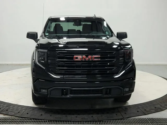 Used 2023 ONYX BLACK GMC Elevation image 3