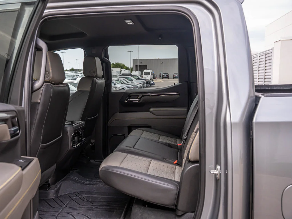 Used 2024 Sterling Gray Metallic Chevrolet ZR2 image 41