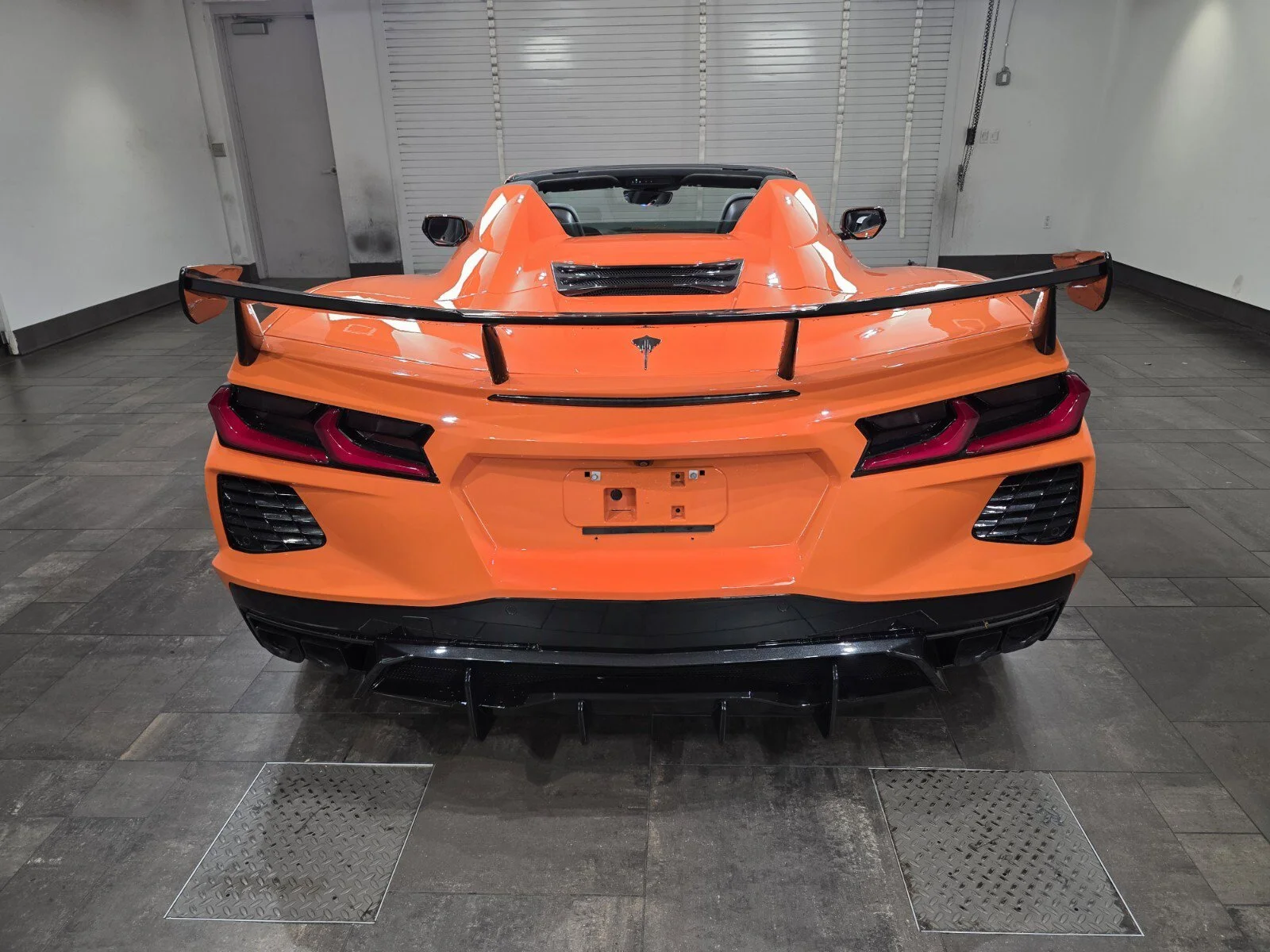 Used 2024 Amplify Orange Tintcoat Chevrolet Stingray Convertible 2LT image 5