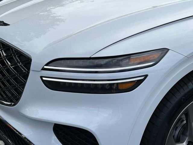 New 2026 White Genesis 2.5T Select image 29