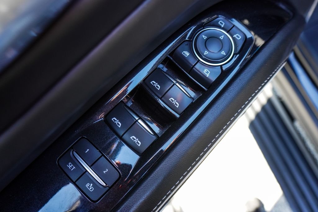 Used 2024 Black Cadillac V-Series image 27