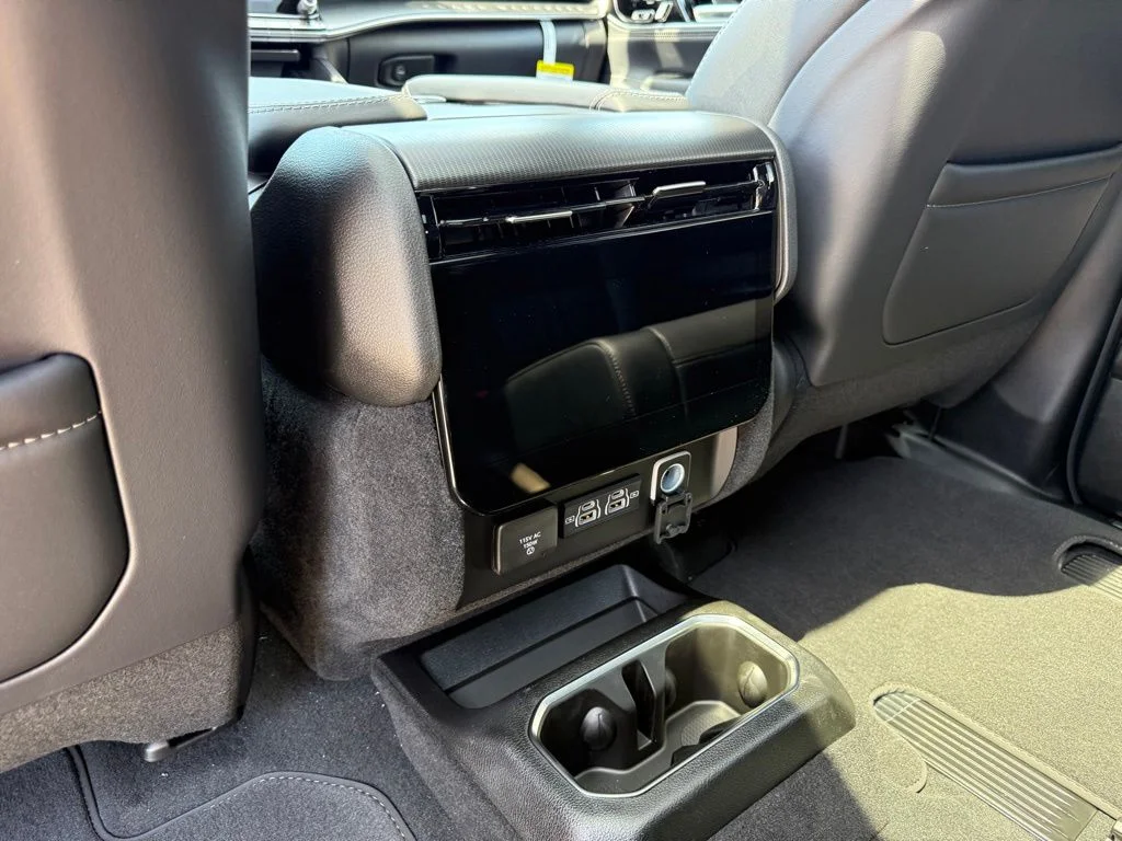 New 2026 High Gloss Black Exterior Paint Jeep Summit Obsidian image 23